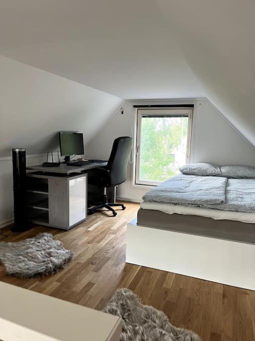 Mysigt Hus Med Natur & Jacuzzi I Olofstorp 예테보리 외부 사진