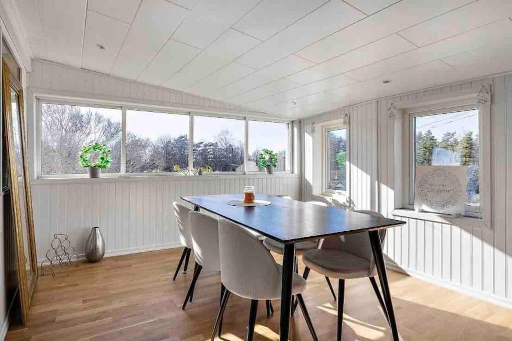 Mysigt Hus Med Natur & Jacuzzi I Olofstorp 예테보리 외부 사진