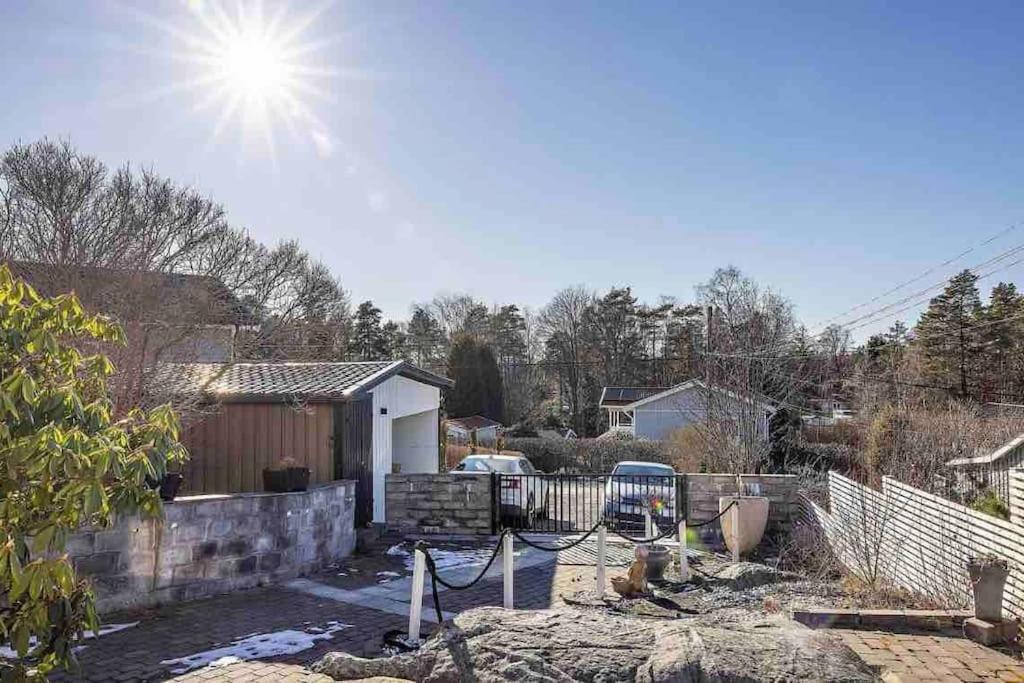 Mysigt Hus Med Natur & Jacuzzi I Olofstorp 예테보리 외부 사진